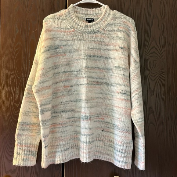 Torrid Sweaters - Torrid white knit sweater with gray and pink. Size Torrid 1